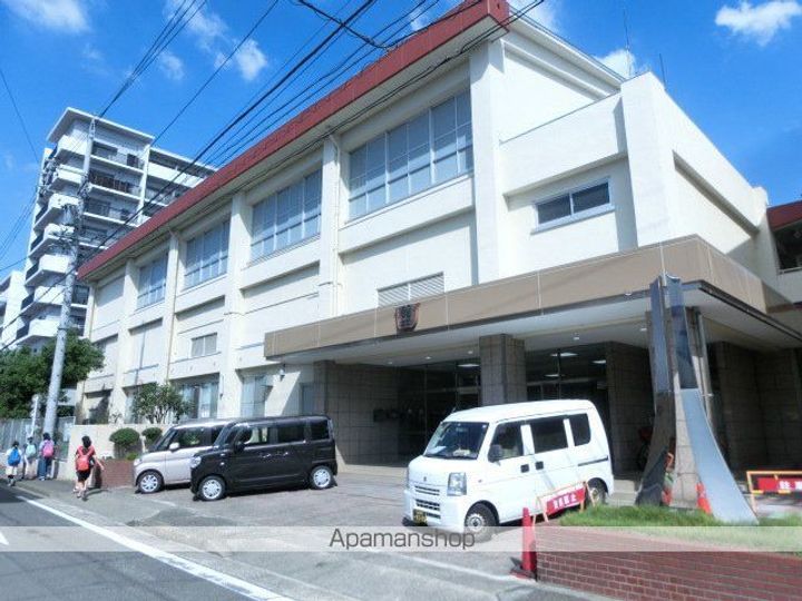 愛知県名古屋市西区香呑町5丁目の賃貸マンションの周辺
