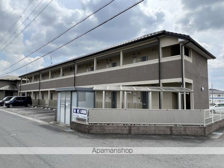 滋賀県甲賀市水口町的場の賃貸アパートの外観