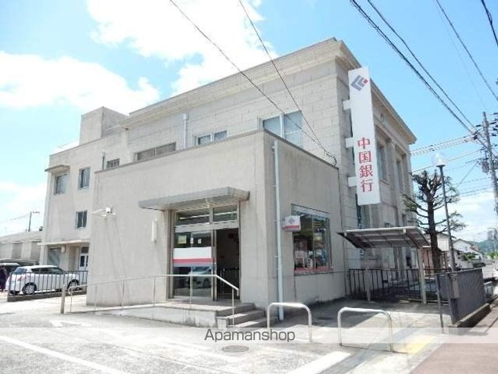 岡山県岡山市東区瀬戸町下の賃貸アパートの周辺