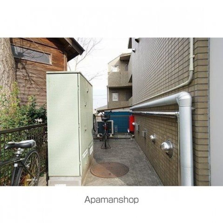 リーセントパレス神木本町の外観