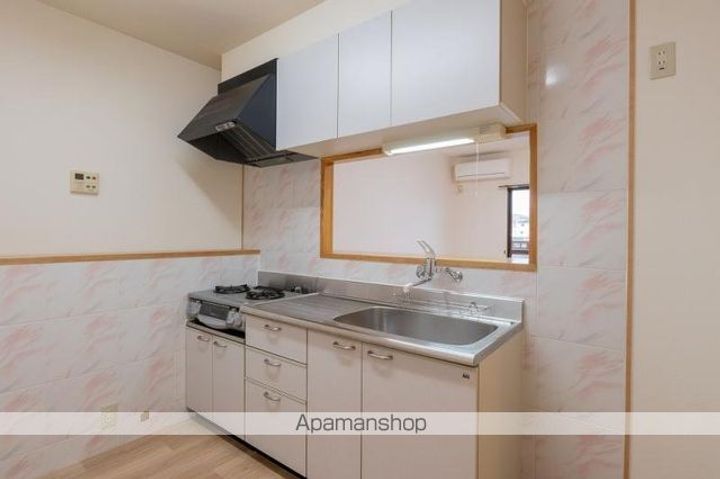 ヌーベルバーグⅠ・ⅡⅠ102のキッチン