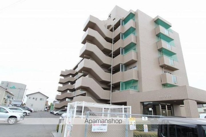 香川県高松市太田上町の賃貸マンション106の外観