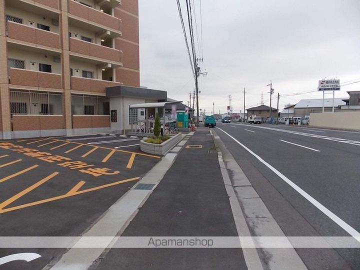 愛知県小牧市元町4丁目の賃貸マンションの外観