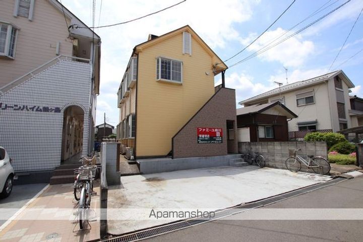 ファミーユ府川の外観