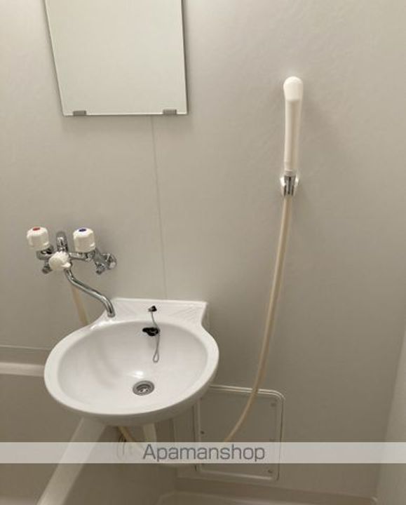 レオパレスクリスタル105の風呂