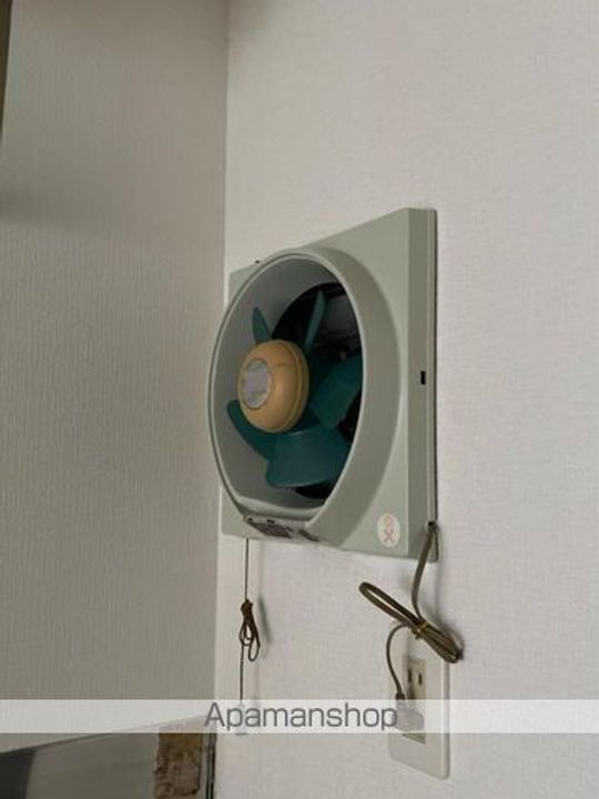 香川県高松市太田上町の賃貸マンションの内装