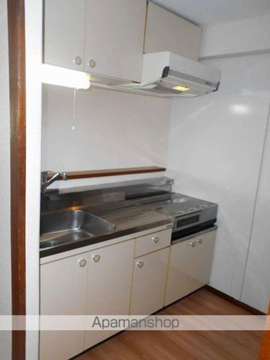 イズミ821105のキッチン