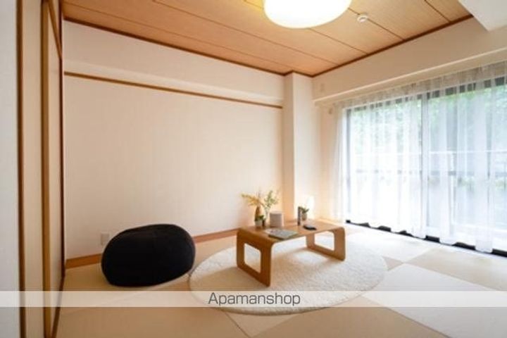 アーバンパーク三ツ池公園Eの居間