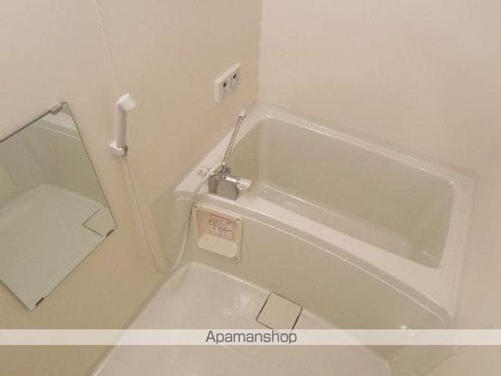 ポンラヴィ201の風呂