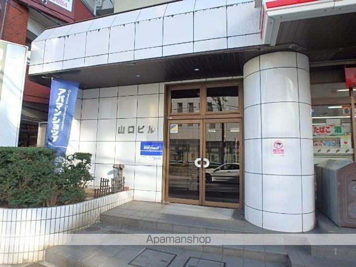 山口ビルの外観