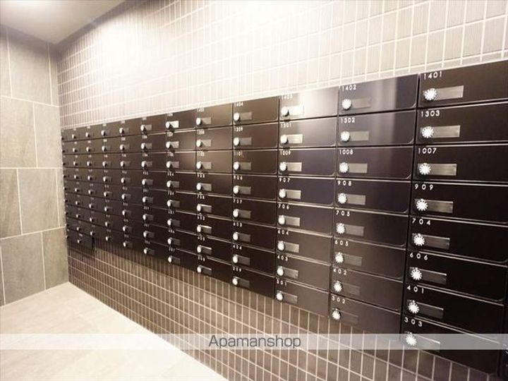 愛知県名古屋市中区千代田3丁目の賃貸マンションの外観