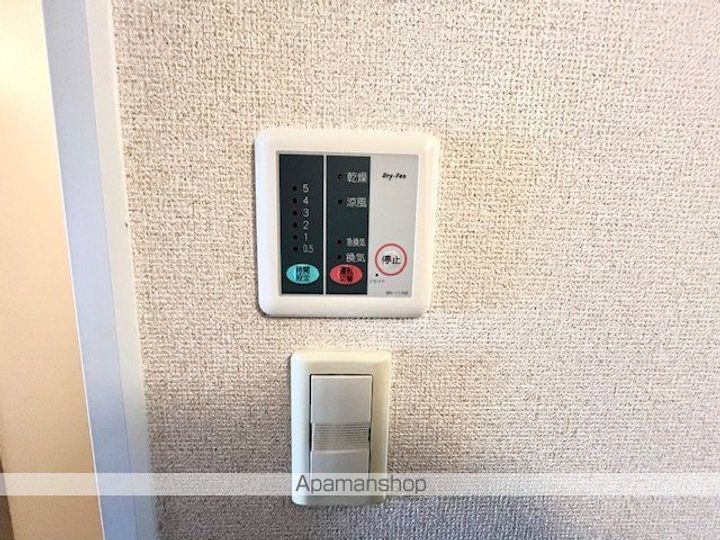 レオパレスうつくし303の内装