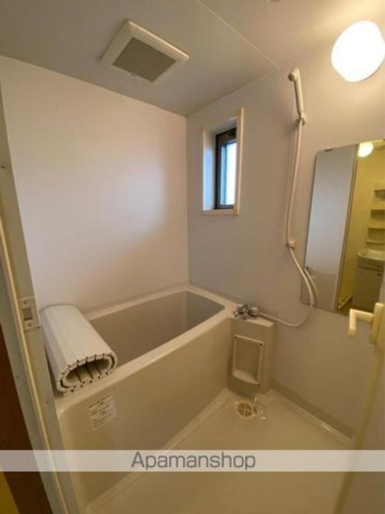 サクシードU.101の内装