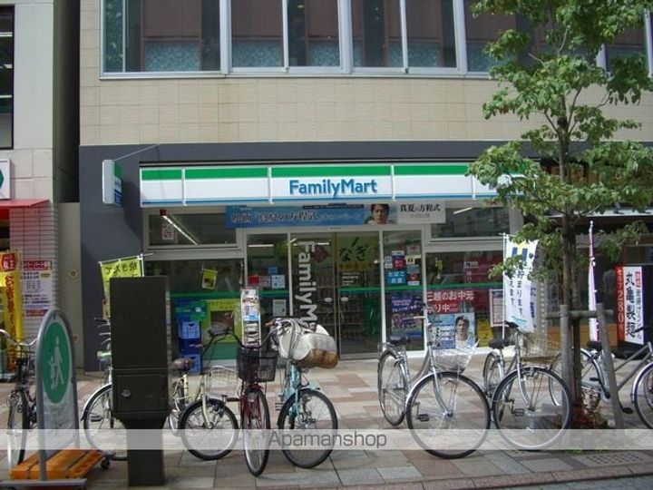 インナーコートの周辺