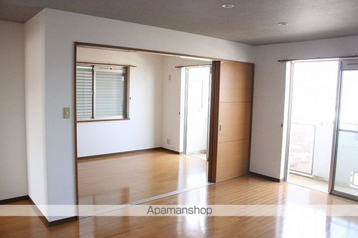 夢番地弐番館の内装