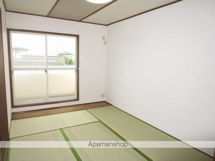 エルジェB-22の内装