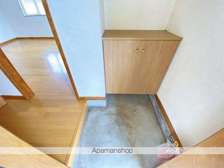 シェルメゾンダイチ105の玄関