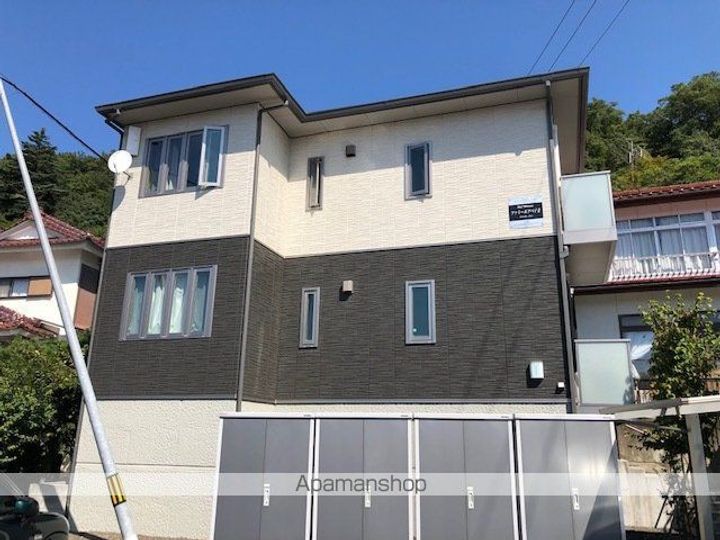 ファミールアベイⅡの外観