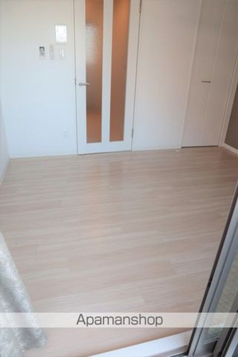 大阪府大阪市住吉区清水丘3丁目の賃貸マンションの居間