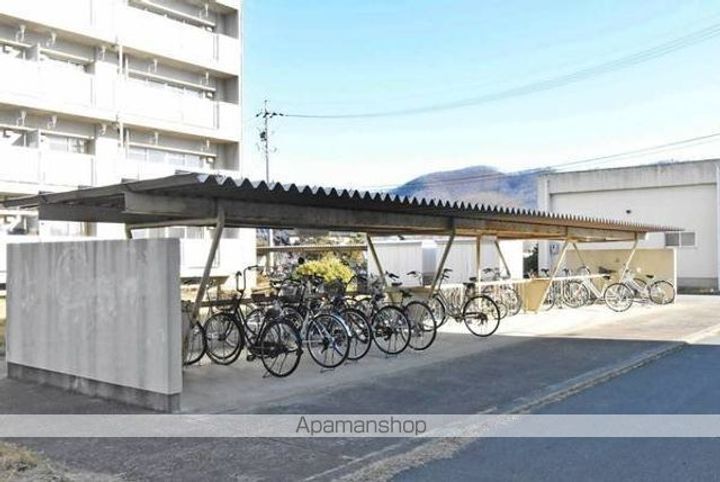 ビレッジハウス更埴2号棟304の内装