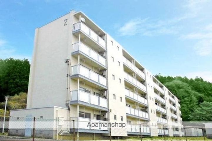 ビレッジハウス松川2号棟の外観