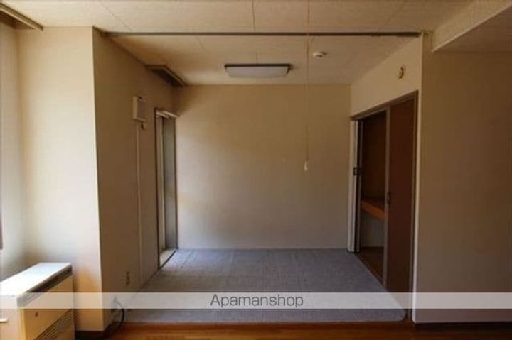 北海道網走市南四条東5丁目の賃貸マンションの居間