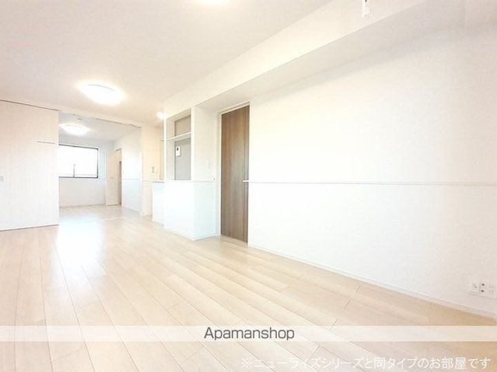 ジックス石原 Aの居間