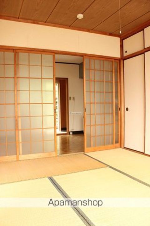 広島県尾道市栗原東1丁目の賃貸マンション301の内装