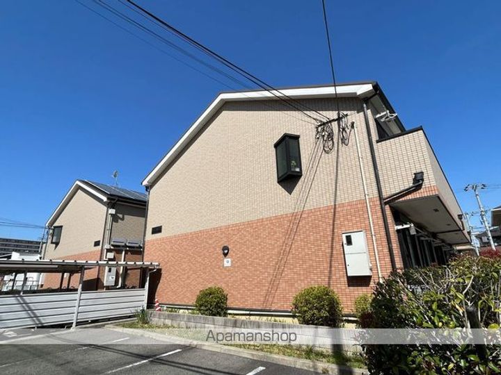大阪府堺市東区引野町1丁の賃貸アパートの外観