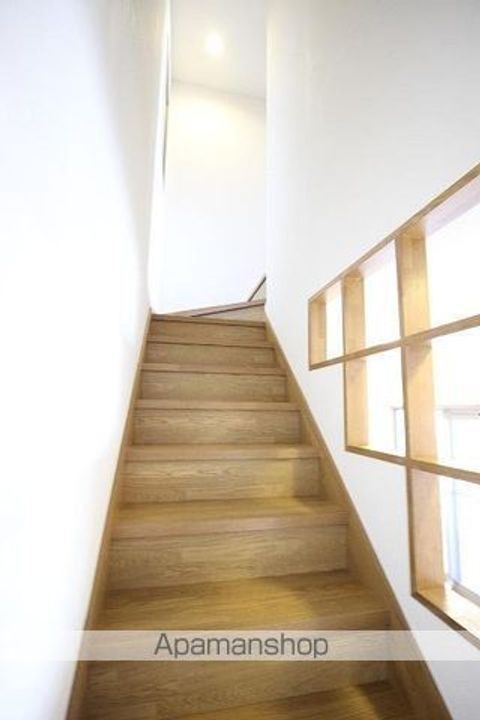 香川県高松市春日町の賃貸マンションの内装