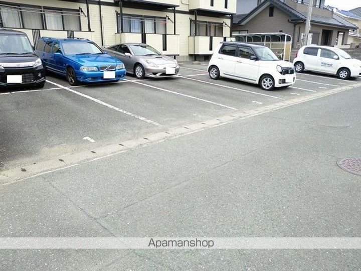 静岡県浜松市中央区安松町の賃貸アパートの外観
