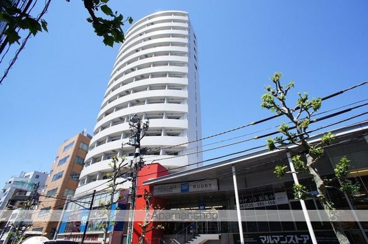 MFPR代々木タワーの外観