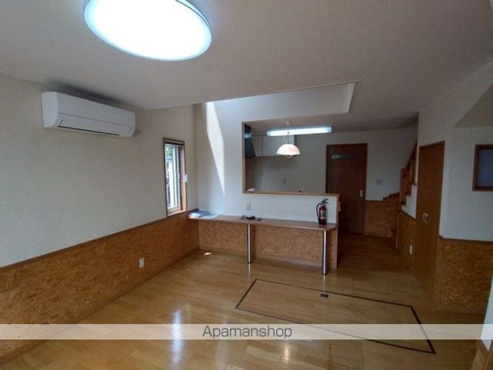 白柳メゾンⅡAの内装