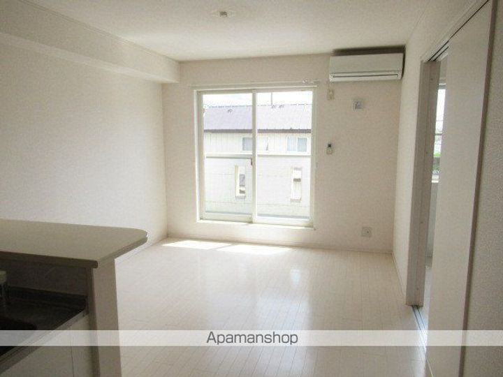 ボヌールハウス206の居間