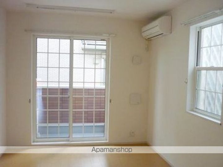 アルカンシェル東台 B棟の居間