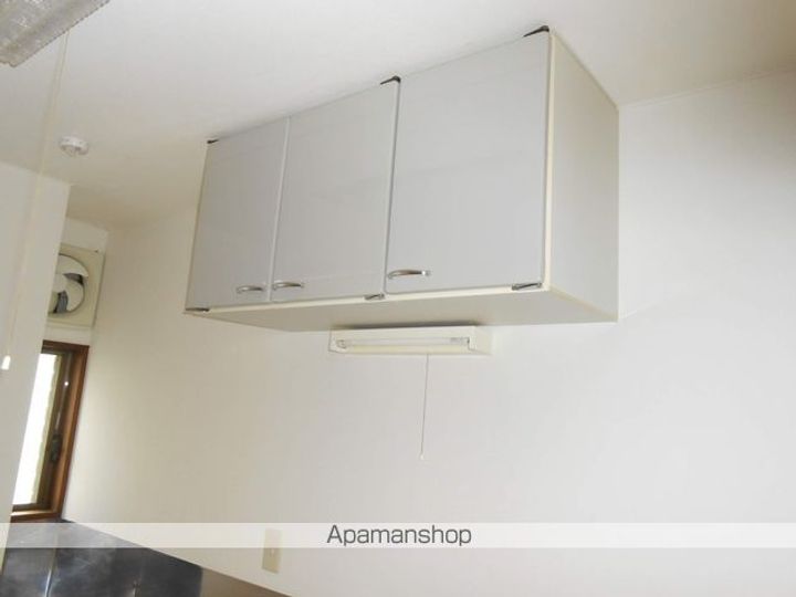 長野県松本市野溝西3丁目の賃貸アパートの内装