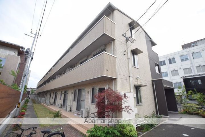 ウィステリア八幡の外観