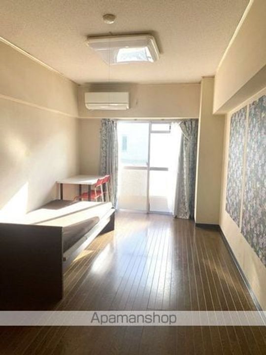 サンウェル琴平610の居間