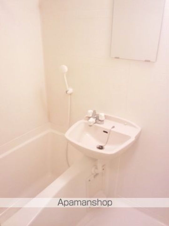 レオパレスルミエールⅢの風呂