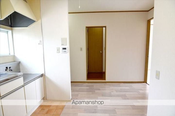 福島県郡山市片平町字大山南の賃貸アパートの内装