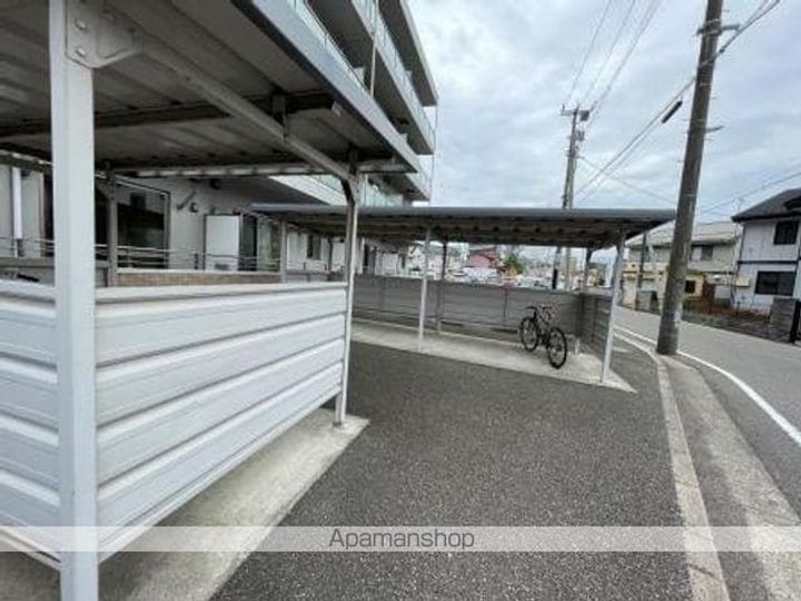 セリージャ デ トーアの外観