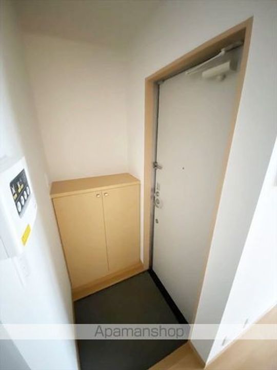 ファヴィリータCの玄関