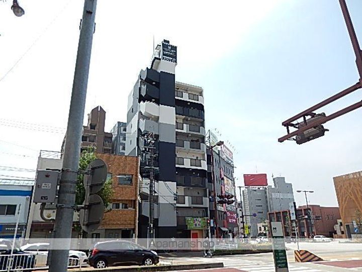 愛知県名古屋市東区徳川1丁目の賃貸マンションの外観