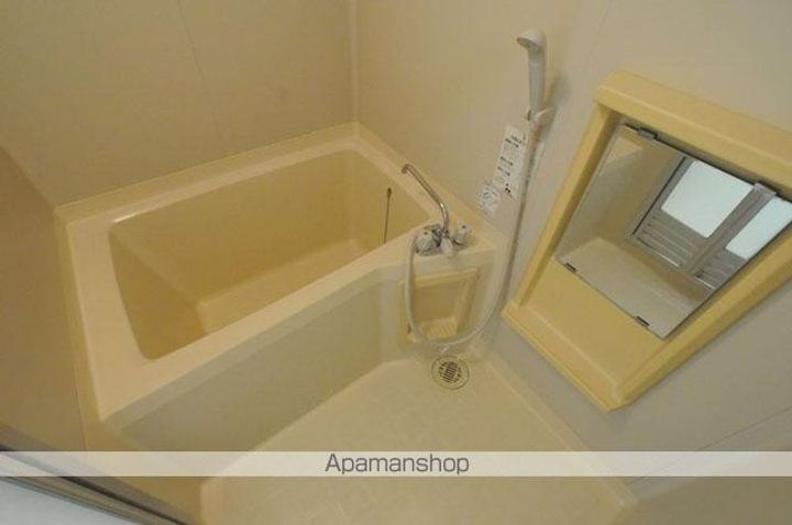 イツミハウスB棟101の風呂