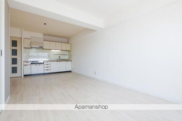 ピュアハイツ松縄504の内装