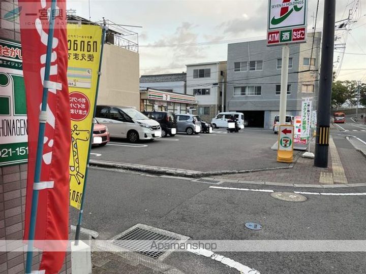 クレール305の周辺