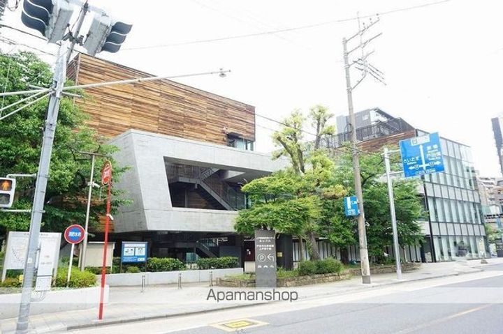 戸田パークヒルズ702の周辺