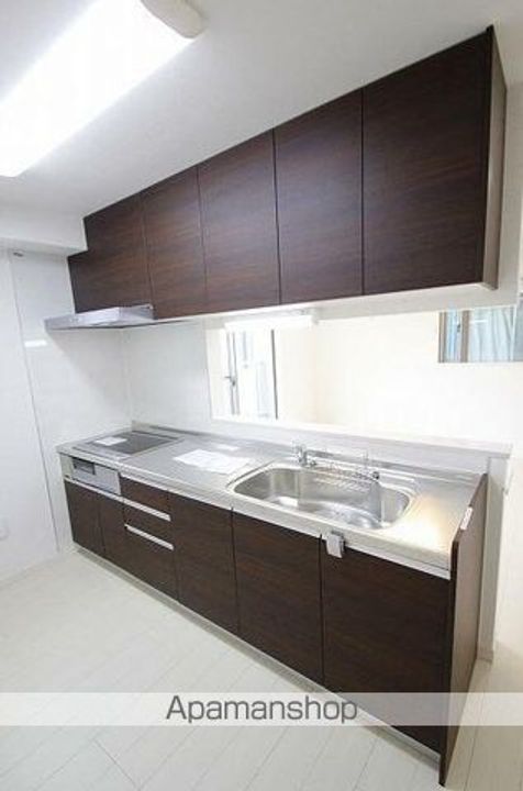 神奈川県横浜市中区本牧元町の賃貸アパートのキッチン