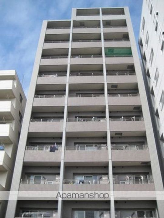 東京都新宿区下落合3丁目の賃貸マンションの外観