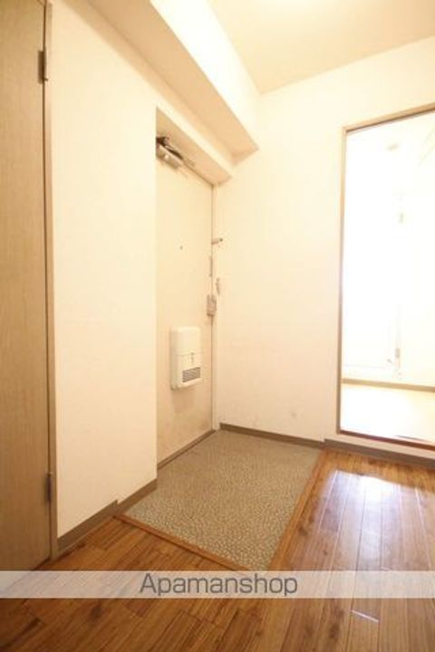 エクセル若葉の玄関
